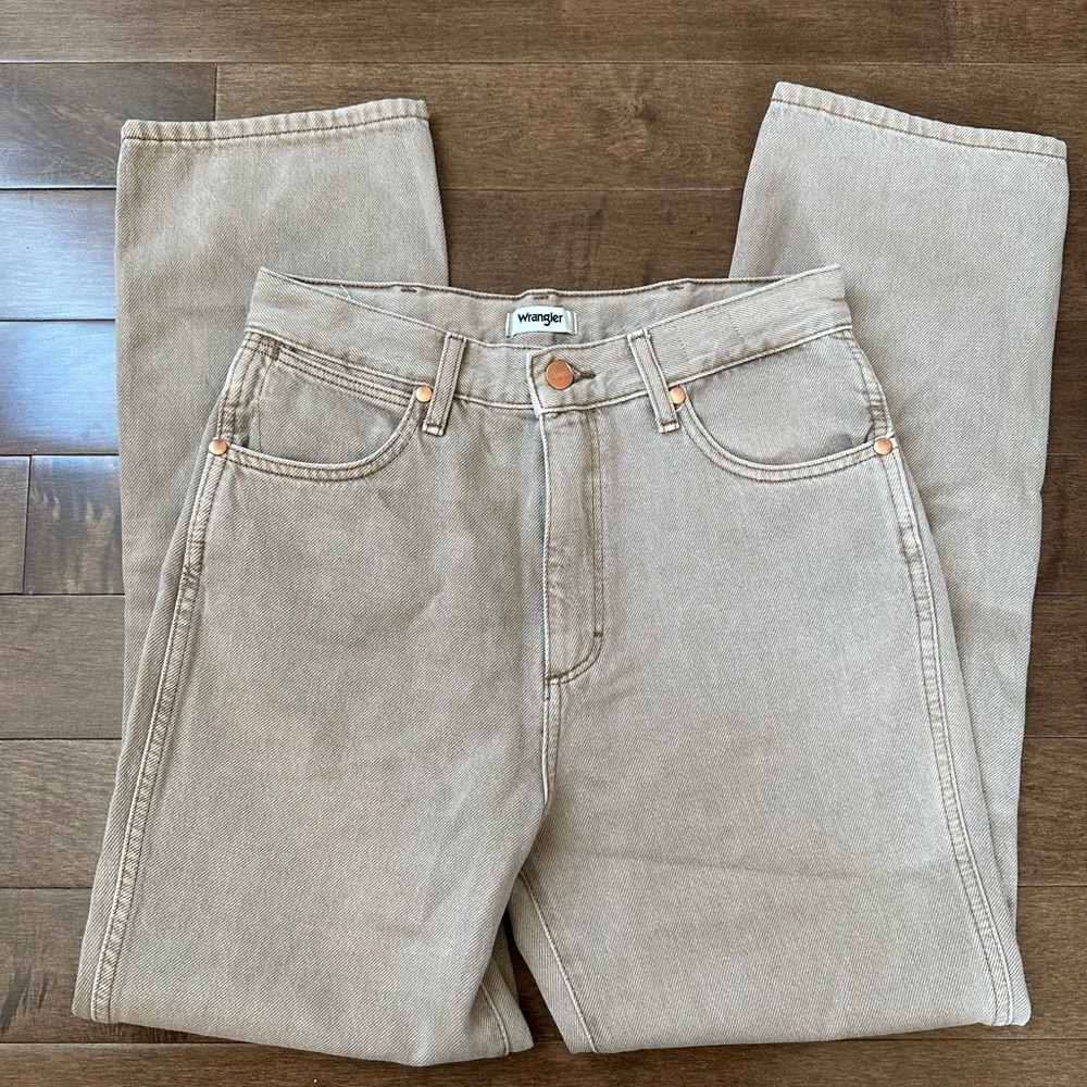 WOMEN'S WRANGLER® WILD WEST 603 HIGH RISE STRAIGHT JEAN IN SANDSTONE